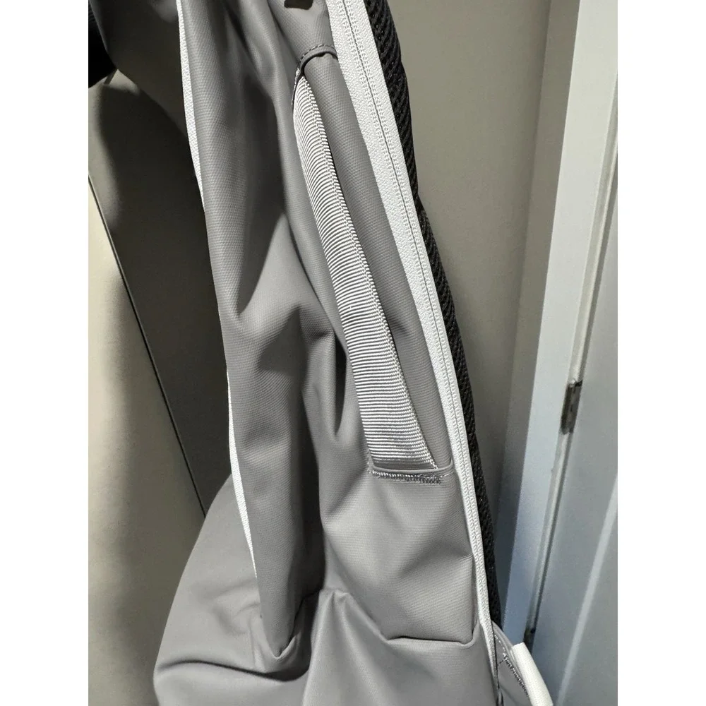 Oakley Rover‎ Convertible Bag, New With tags, MSRP $185, Storm Front, Unisex